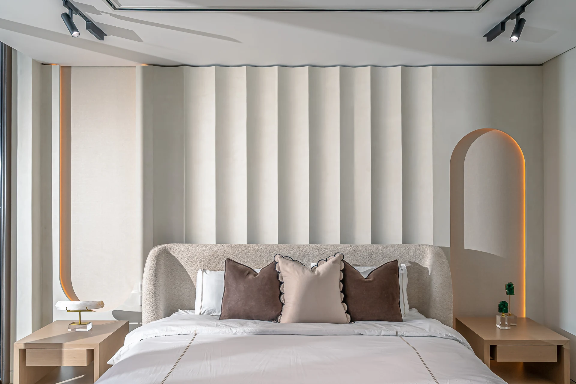 Amalfi Villa — Texture held within a restrained palette.